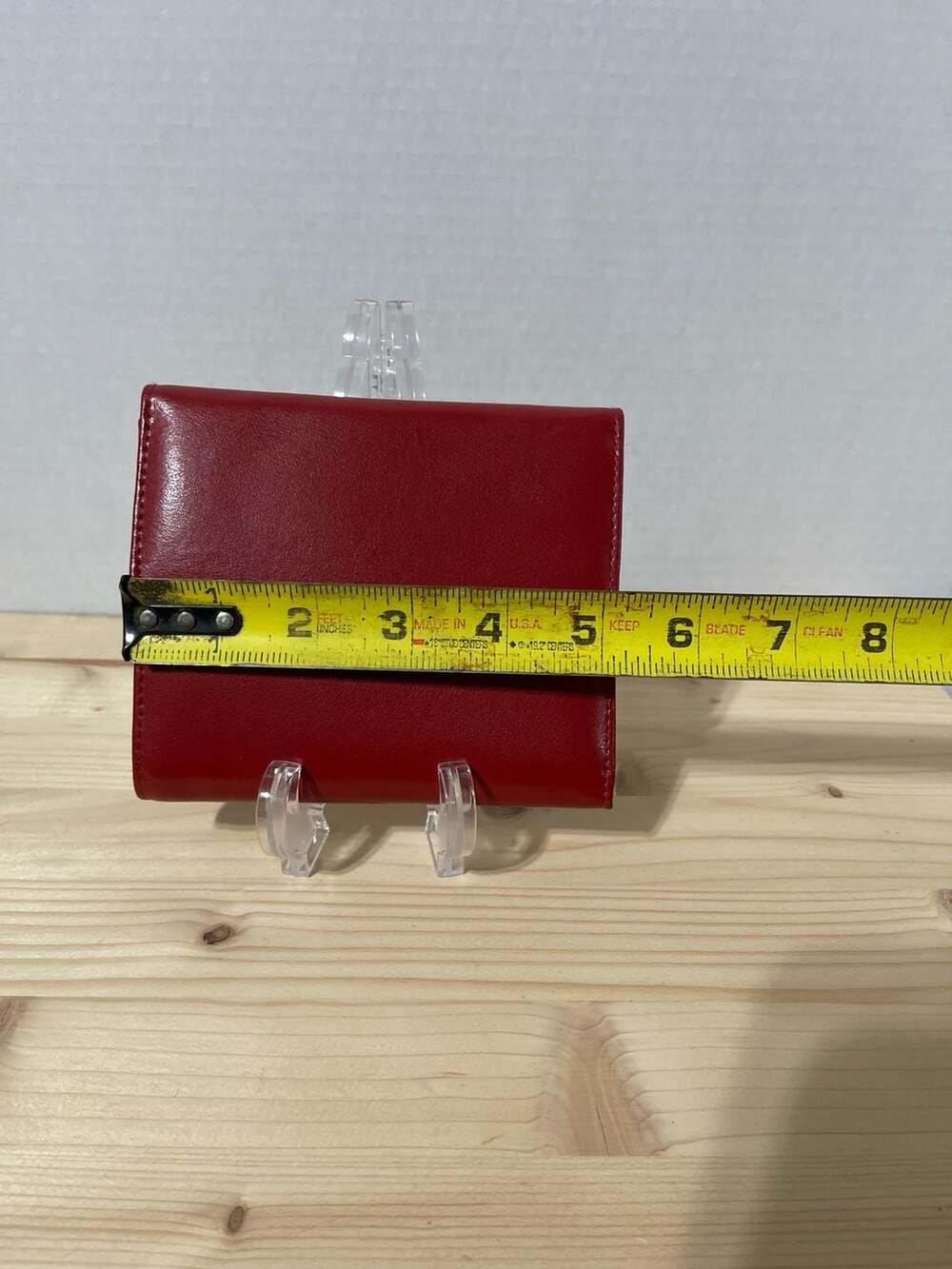 Dopp Red Leather Kisslock Trifold Wallet with Card Slots - Picture 3 of 8
